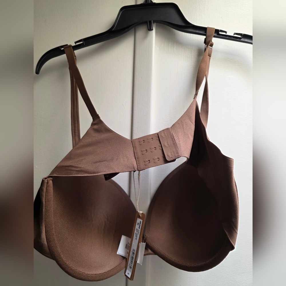 SKIMS Push Up Plunge Bra 40C NWT 🤎 Jasper Tone Sculpting Lift Support - Picture 3 of 4